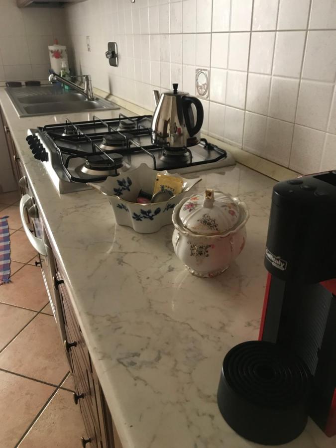 La Casa Del Melograno Apartment อัลบา ภายนอก รูปภาพ