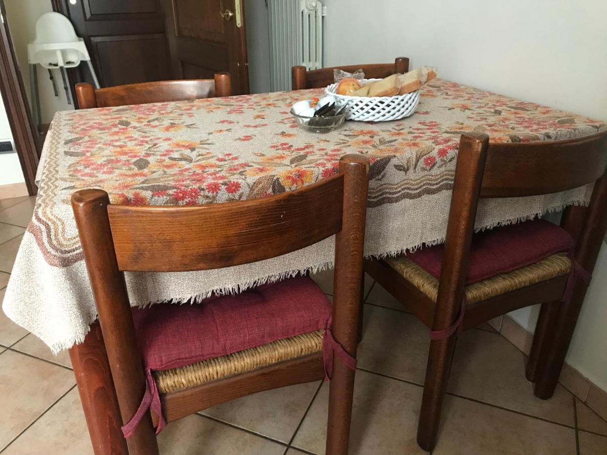 La Casa Del Melograno Apartment อัลบา ภายนอก รูปภาพ
