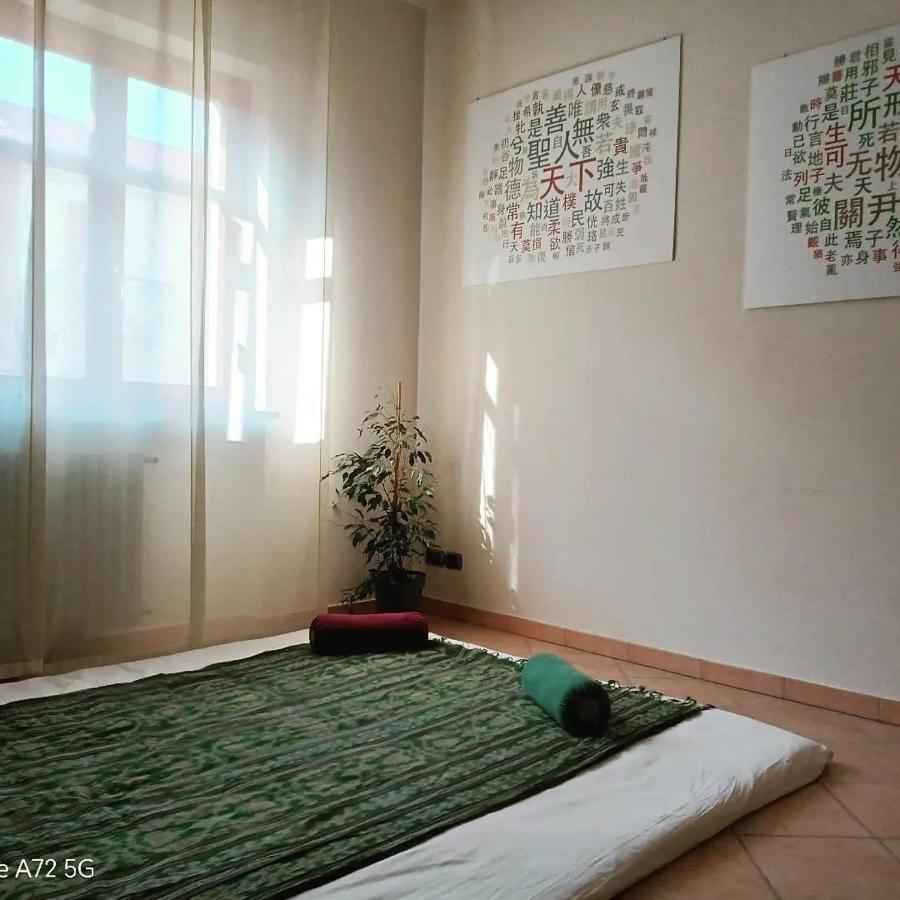 La Casa Del Melograno Apartment อัลบา ภายนอก รูปภาพ